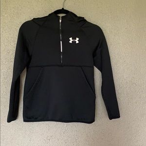 Girls black under Armour hoodie